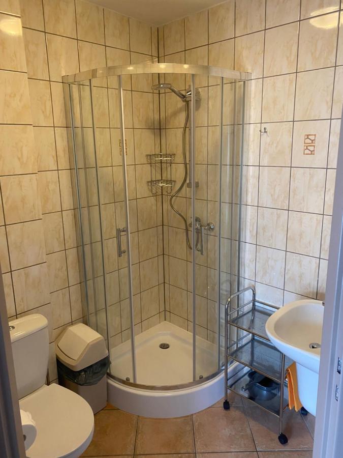 Pokoje Goscinne " Awia " Łeba Buitenkant foto