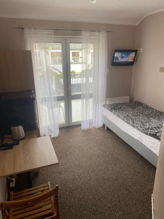 Pokoje Goscinne " Awia " Łeba Buitenkant foto