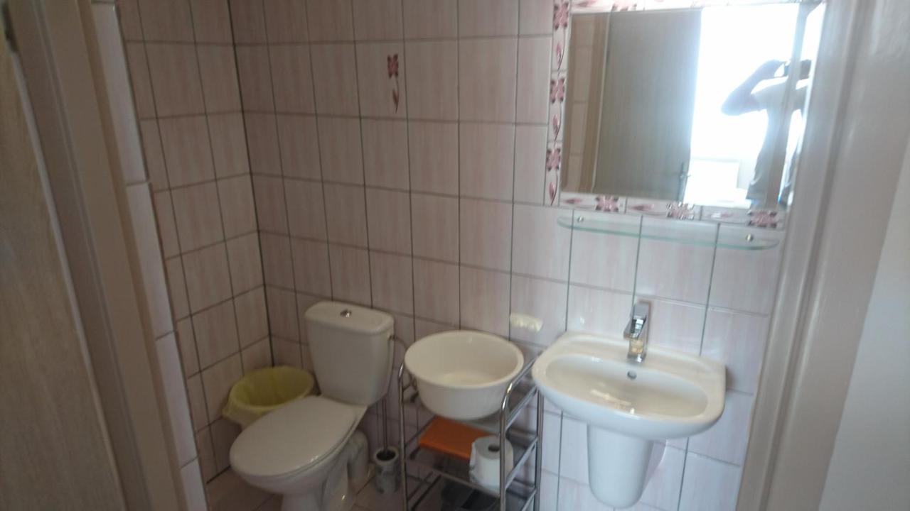 Pokoje Goscinne " Awia " Łeba Buitenkant foto